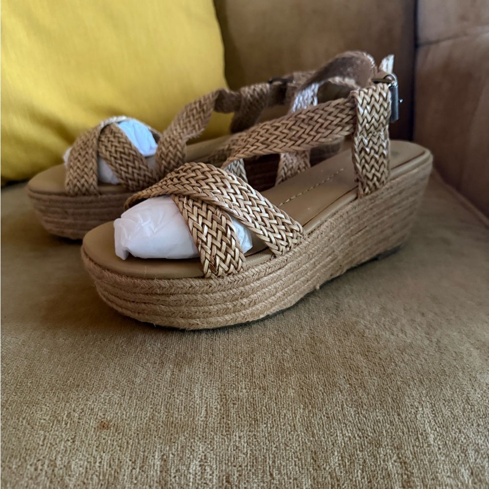 DV by Dolce Vita Tan Braided Espadrille Platform Sandals